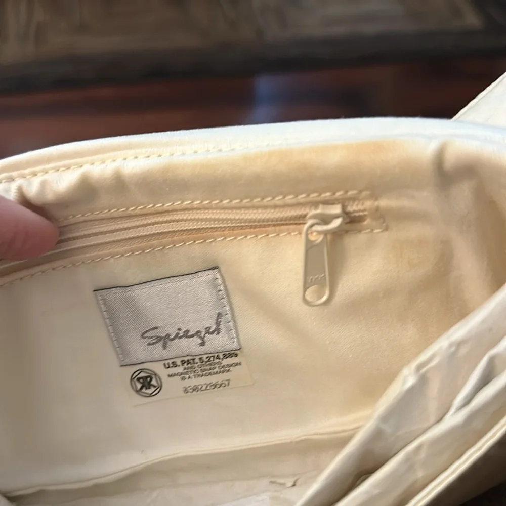 Spiegel vintage Satin clutch with rhinestone pin NWOT - Picture 5 of 6